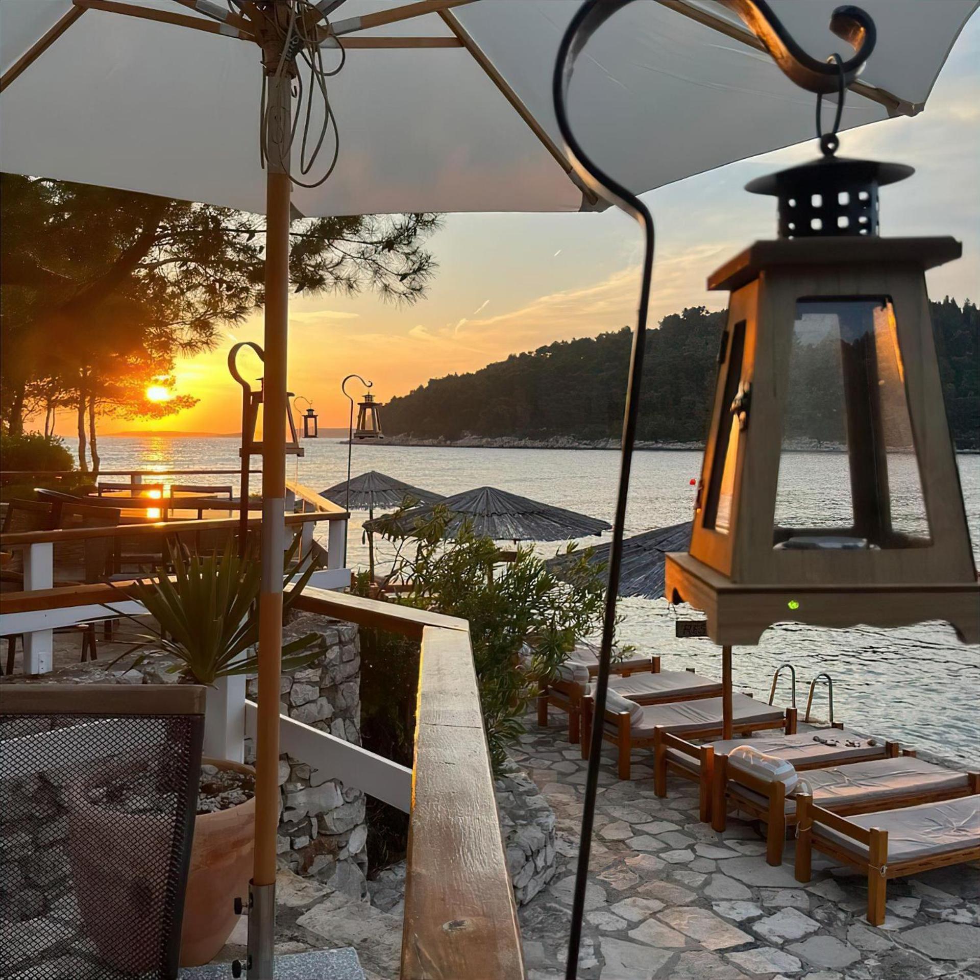Pebble Bay Paradise House Вела-Лука Экстерьер фото