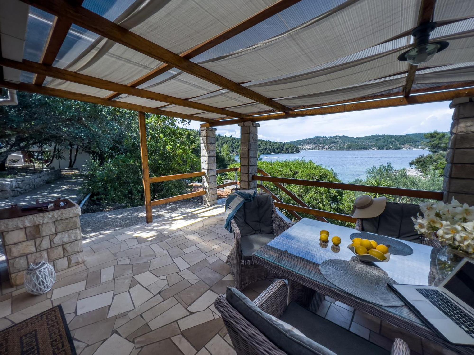 Pebble Bay Paradise House Вела-Лука Экстерьер фото